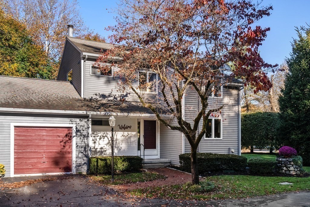 73 Spring Street, Unit 7 Medfield, MA 02052 - Photo 39 of 42 Gallery Image 39