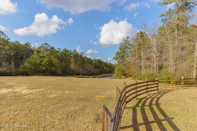 $549,500 | 0 Waterford And 40th Place, Hattiesburg, MS 39402