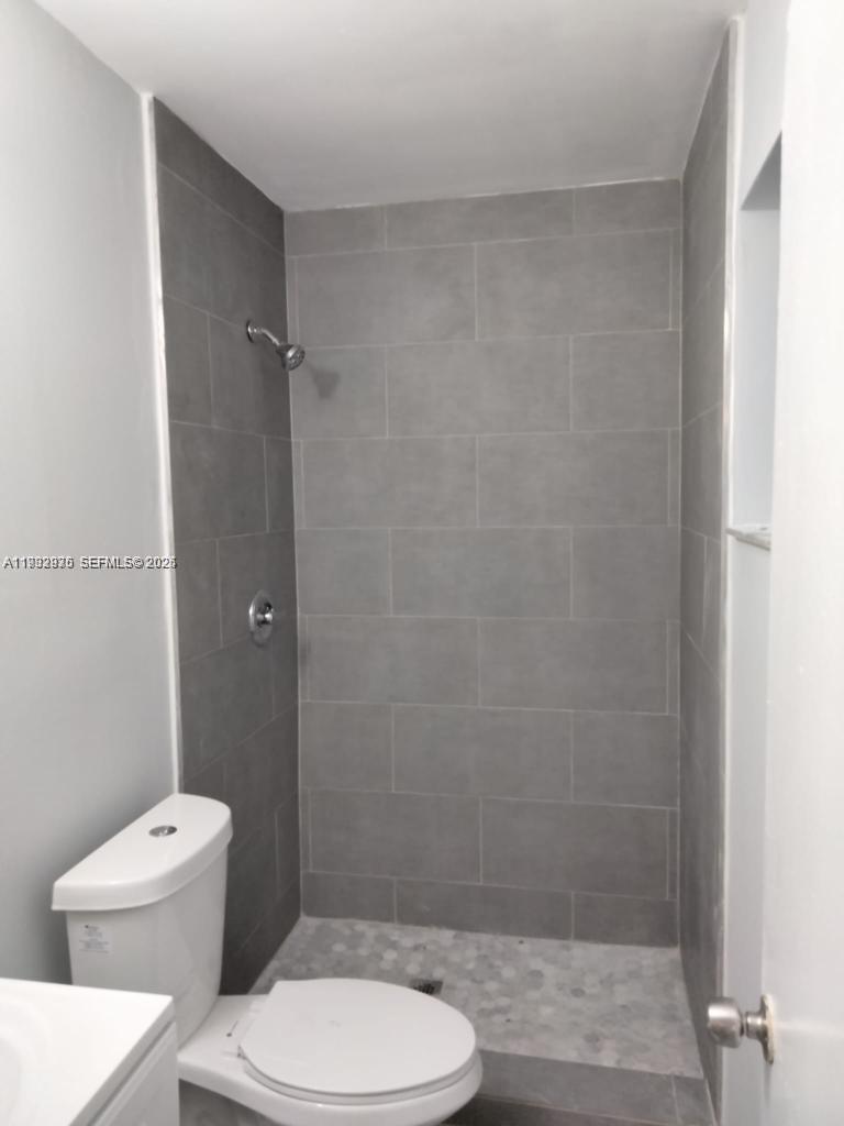 826 Southwest 5th Court, Unit 1 Hallandale Beach, FL 33009 - Photo 5 of 5