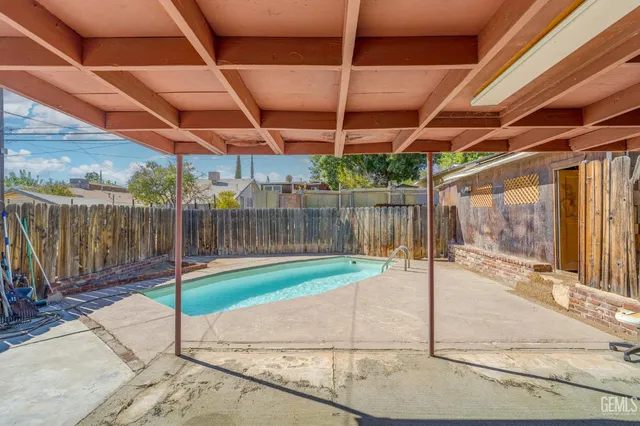 $225,000 | Undisclosed Address, Taft, CA 93268