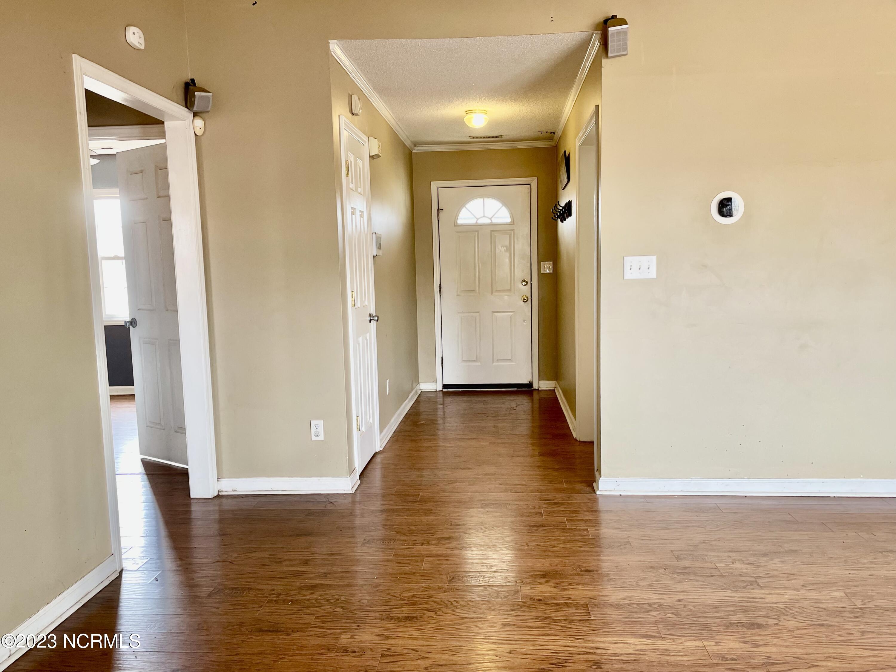 203 Zachary Lane Hubert, NC 28539 - Photo 2 of 14 Main Entrance