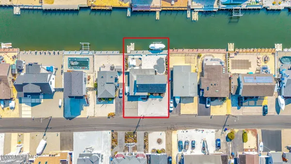 $1,250,000 | 321 Stephan Avenue, Toms River, NJ 08753