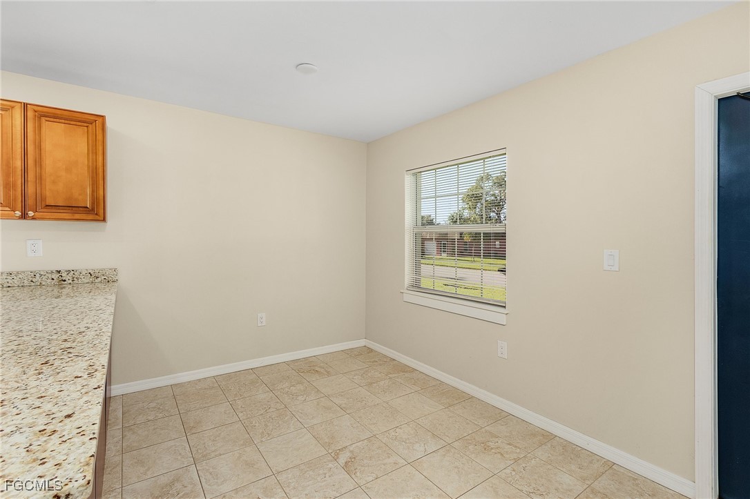 14962 Wise Way, Unit 962 Fort Myers, FL 33905 - Photo 4 of 11
