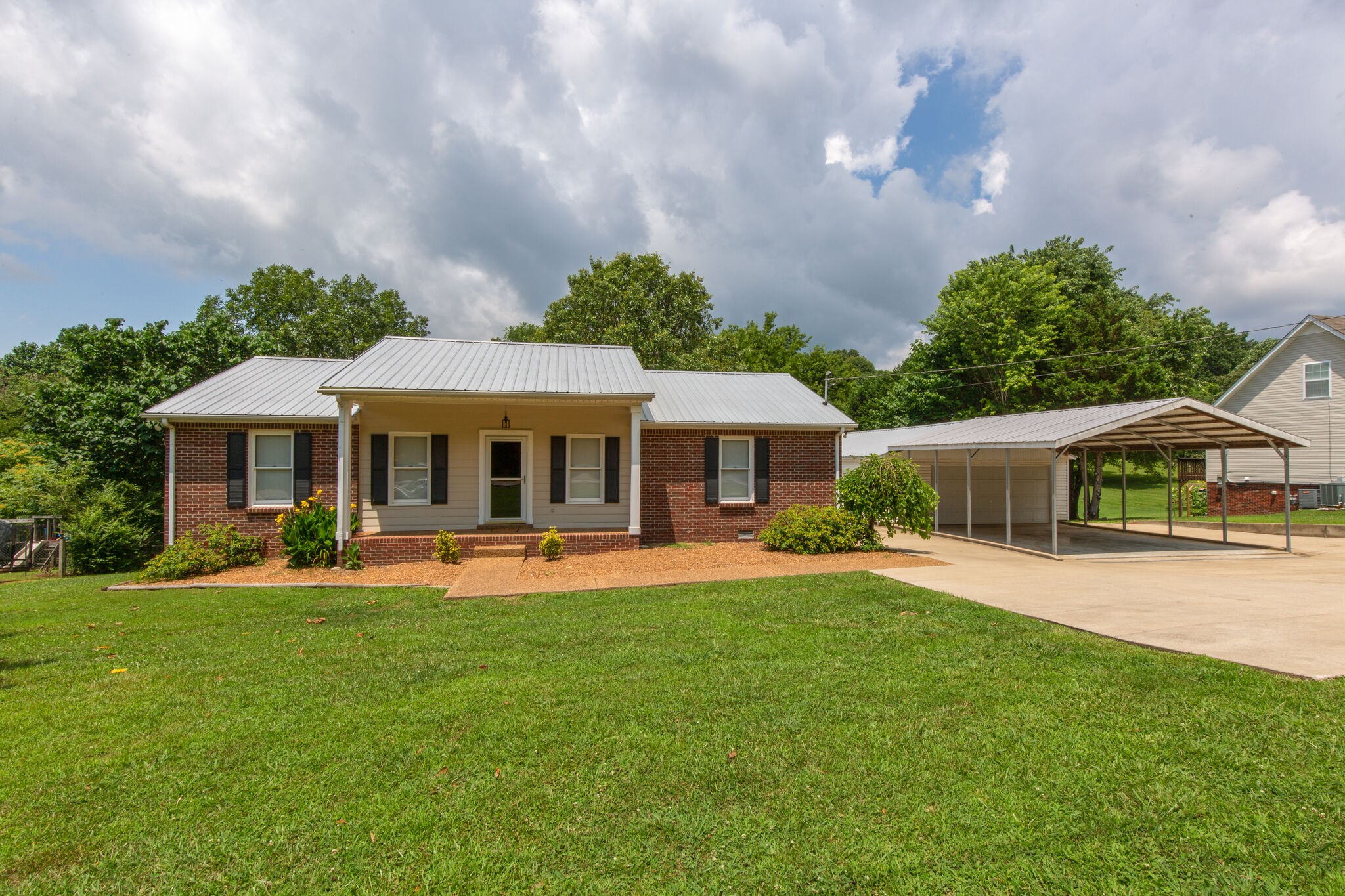 1166 West Grab Creek Road Dickson, TN 37055 - Photo 1 of 22 Gallery Image 1