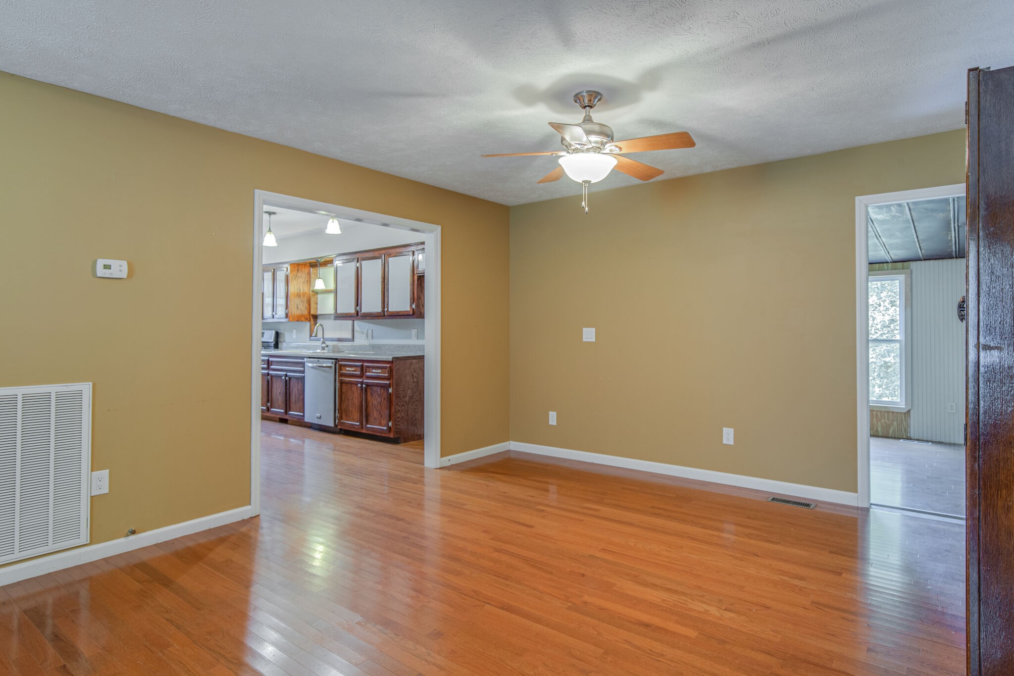 1166 West Grab Creek Road Dickson, TN 37055 - Photo 7 of 22 Gallery Image 7