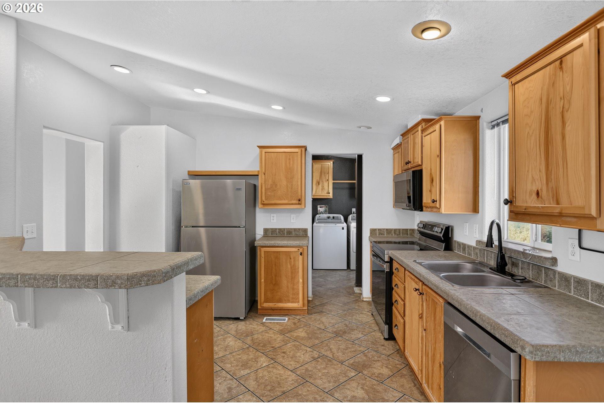 402 Jefferson Street Moro, OR 97039 - Photo 8 of 47 Gallery Image 8