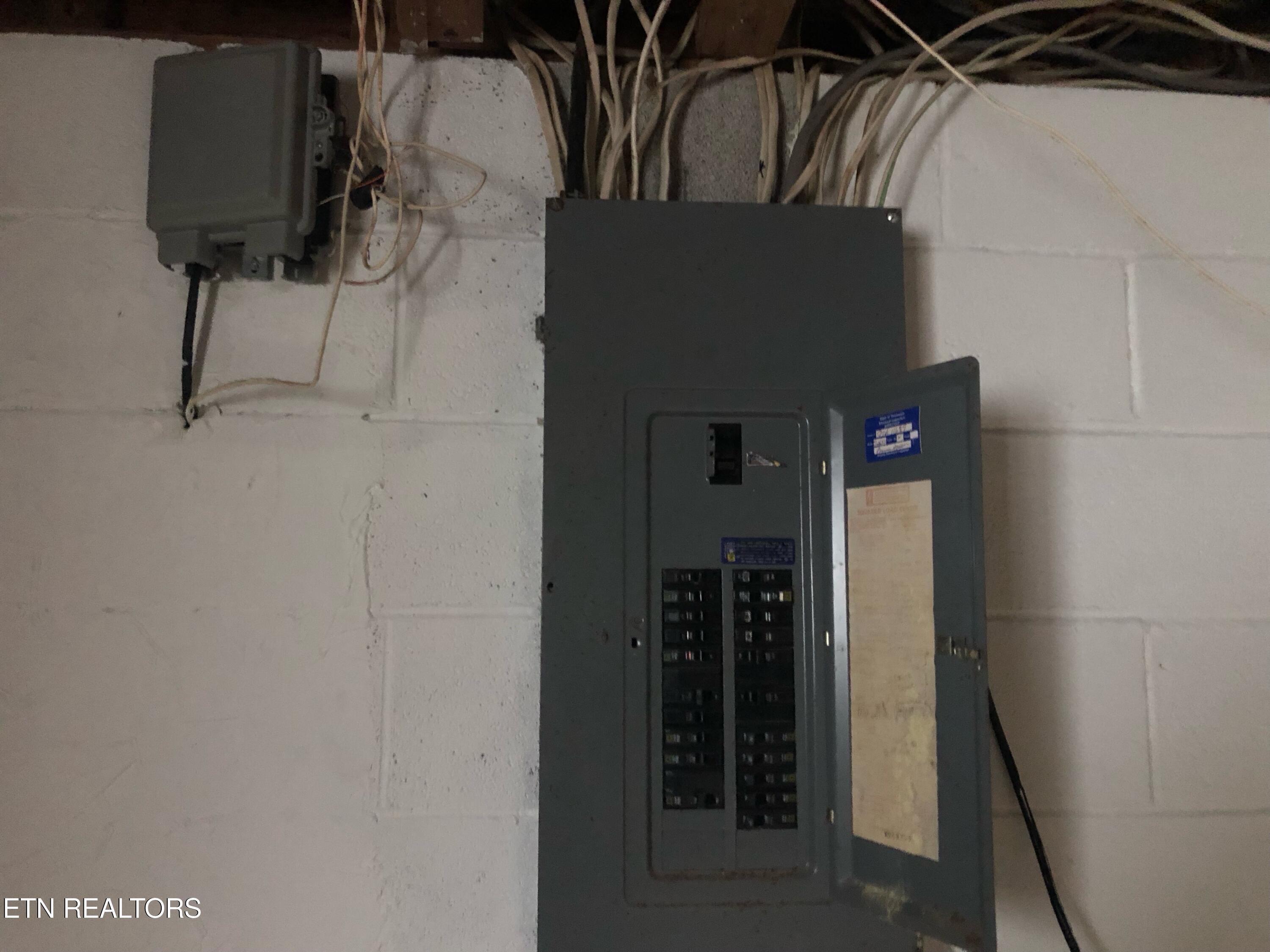 2710 Tabor Loop Crossville, TN 38571 - Photo 11 of 13 IMG_2945