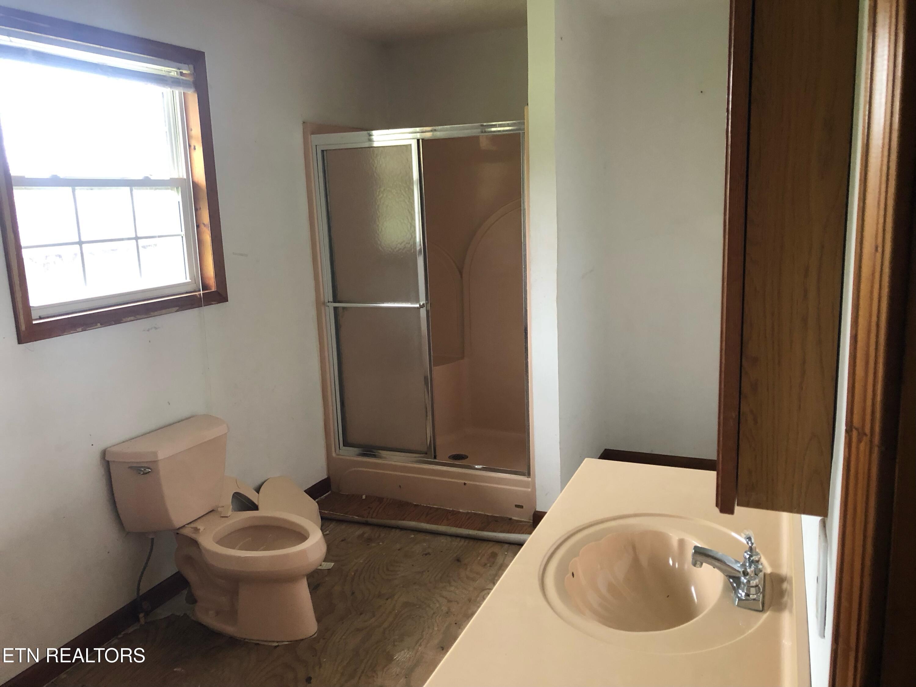 2710 Tabor Loop Crossville, TN 38571 - Photo 6 of 13 IMG_2940