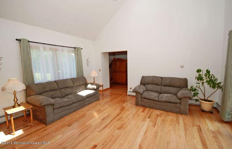 13 Squan Road Clarksburg, NJ 08510 - Photo 20 of 43 13 Squan Rd. LR 3