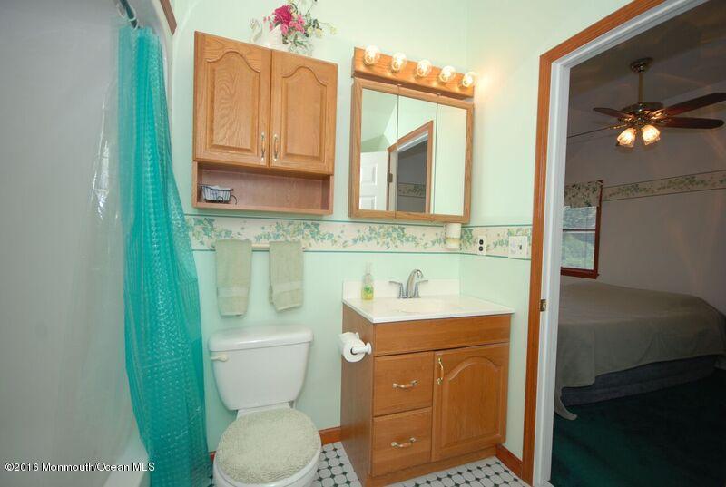 13 Squan Road Clarksburg, NJ 08510 - Photo 21 of 43 13 Squan Rd Bathroom