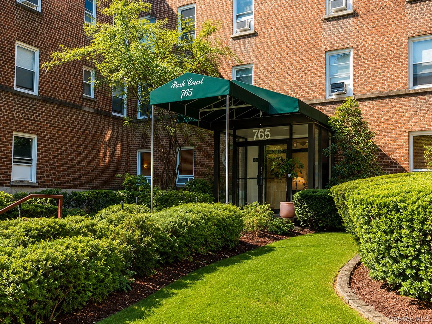 765 Bronx River Road, Unit 6G Bronxville, NY 10708 - Photo 3 of 28