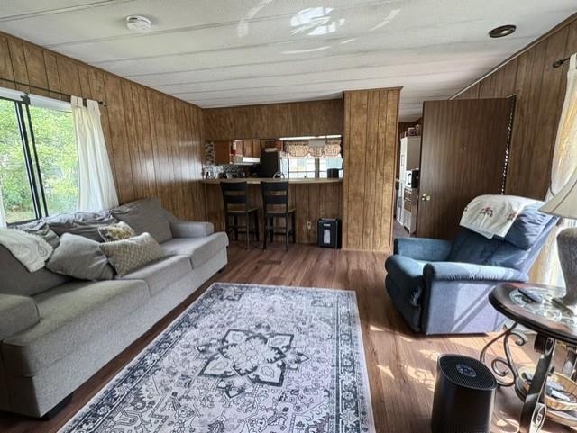 52 Rachael Circle Goffstown, NH 03045 - Photo 5 of 25 Gallery Image 5