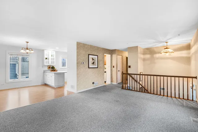 $315,000 | 5080 Prairie Oak Road, Gurnee, IL 60031