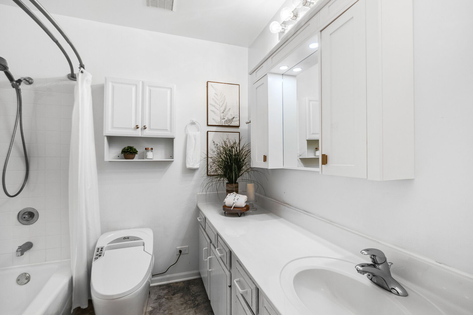 5080 Prairie Oak Road Gurnee, IL 60031 - Photo 10 of 20 a bathroom with a granite countertop sink toilet and shower