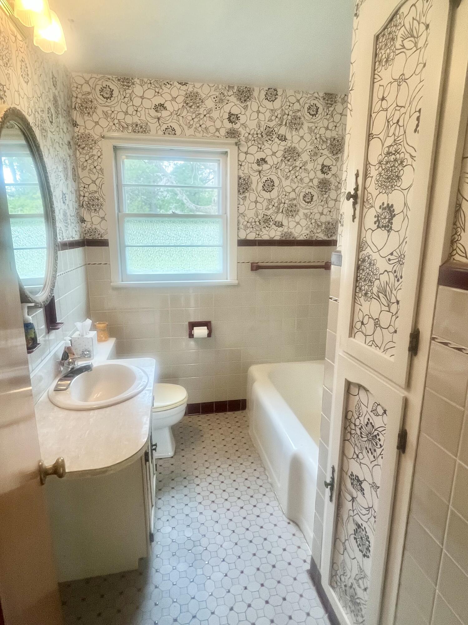 2607 Lincoln Avenue Two Rivers, WI 54241 - Photo 13 of 15 IMG_8212
