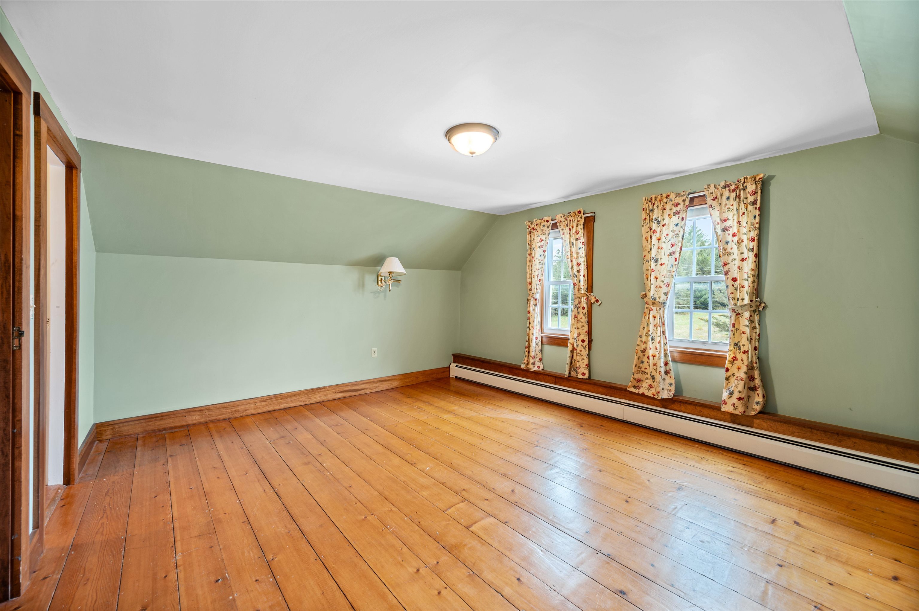 1402 Randolph Road Morristown, VT 05661 - Photo 20 of 37
