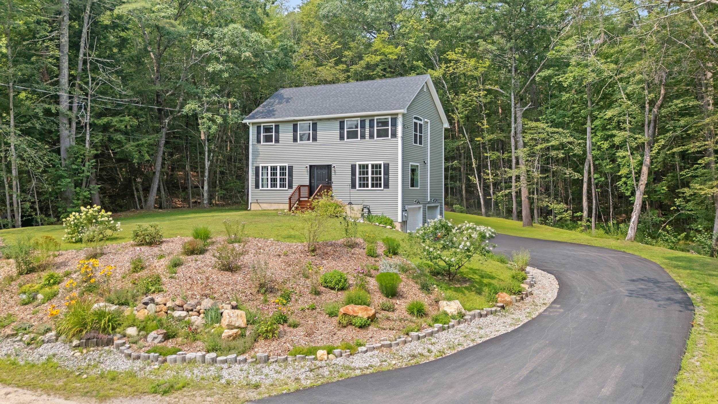 20 Hammond Road Deerfield, NH 03037 - Photo 2 of 46