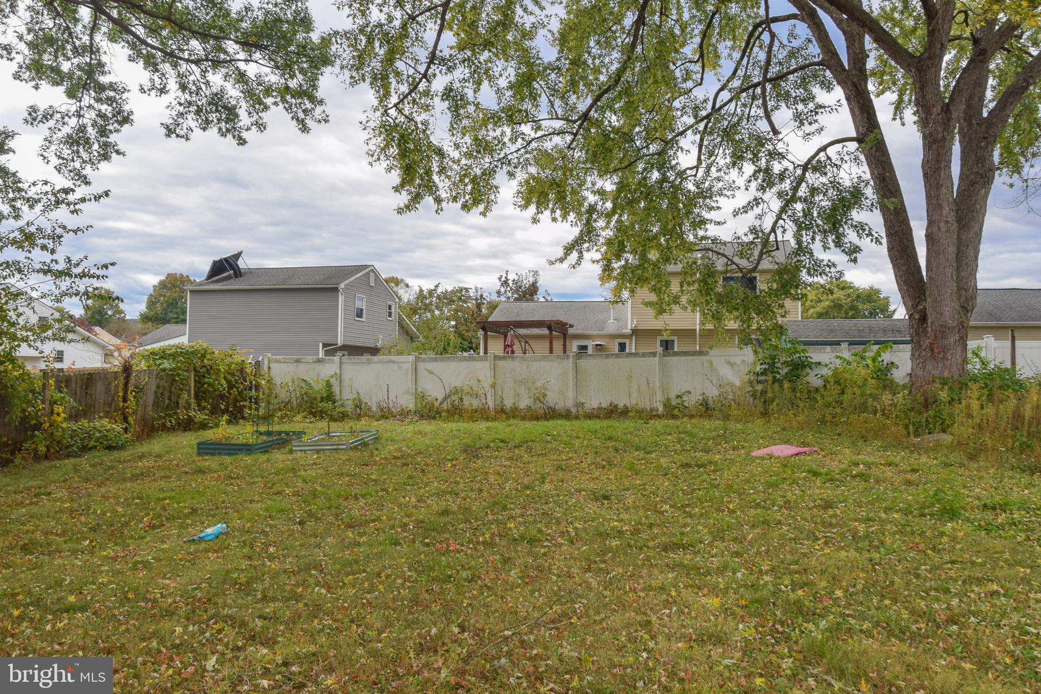 404 Lorane Road Reading, PA 19606 - Photo 21 of 22 Gallery Image 21