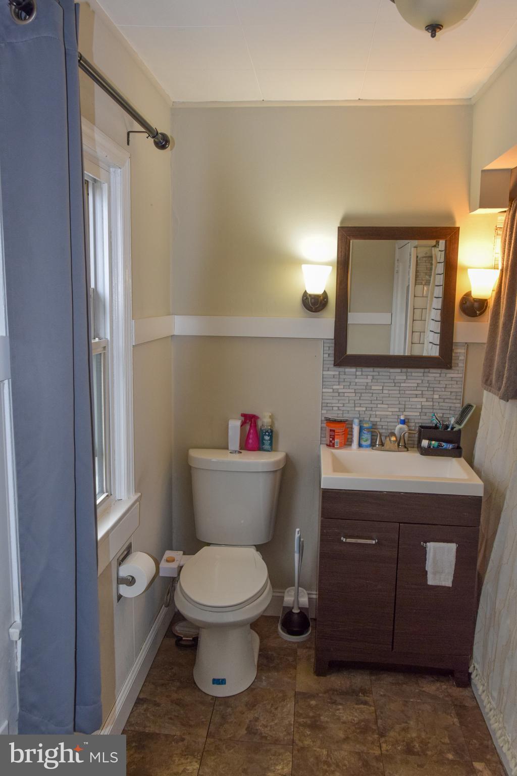 404 Lorane Road Reading, PA 19606 - Photo 8 of 22 Gallery Image 8