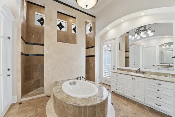$1,895,000 | 70 Quail Rock Place, The Woodlands, TX 77381
