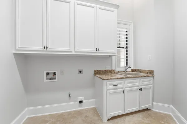 $1,895,000 | 70 Quail Rock Place, The Woodlands, TX 77381