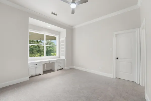 $1,895,000 | 70 Quail Rock Place, The Woodlands, TX 77381
