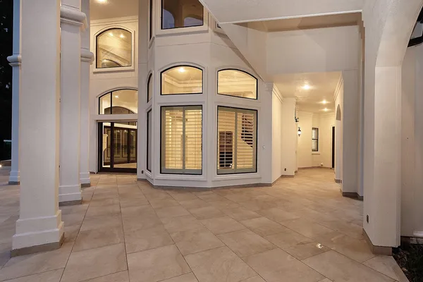 $1,895,000 | 70 Quail Rock Place, The Woodlands, TX 77381