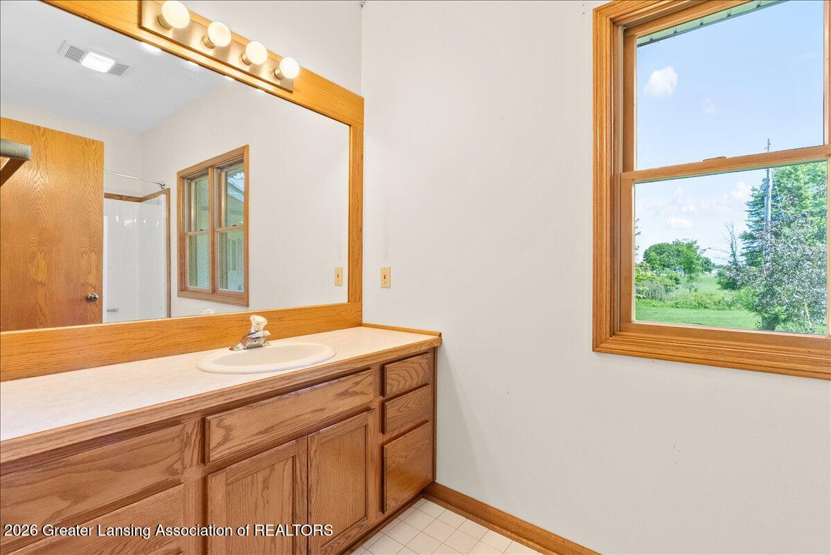 8106 South Allen Road Ashley, MI 48806 - Photo 18 of 57