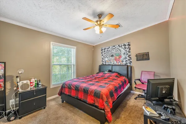 $210,000 | 13902 East Travis Lane, Log Cabin, TX 75148