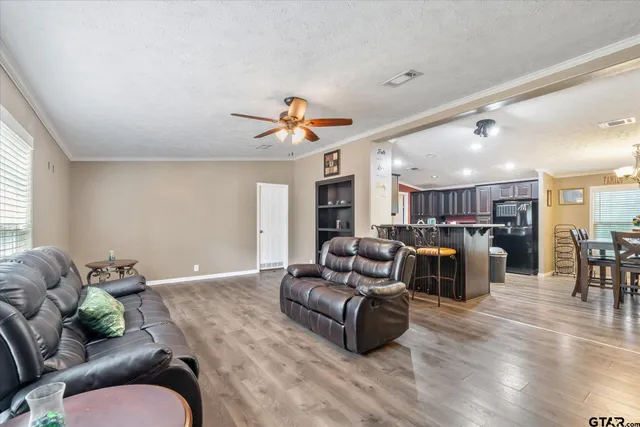 $210,000 | 13902 East Travis Lane, Log Cabin, TX 75148