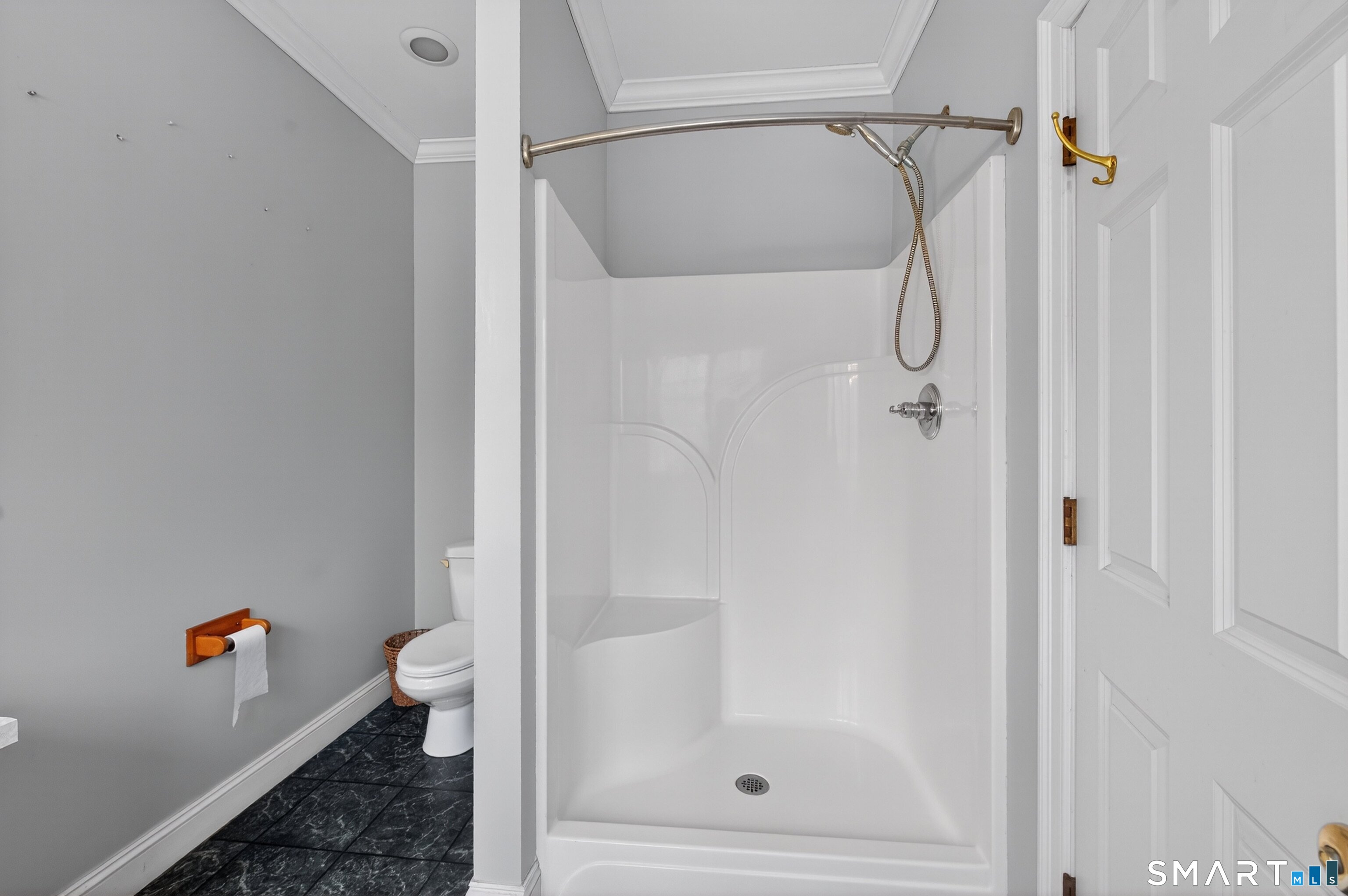 724 Strong Road South Windsor, CT 06074 - Photo 14 of 39