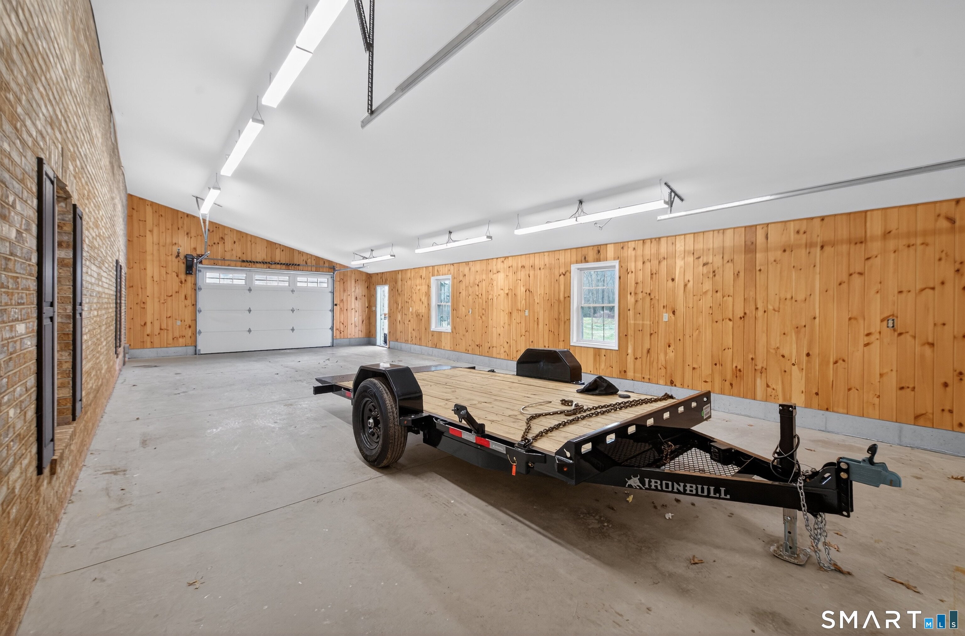 724 Strong Road South Windsor, CT 06074 - Photo 33 of 39