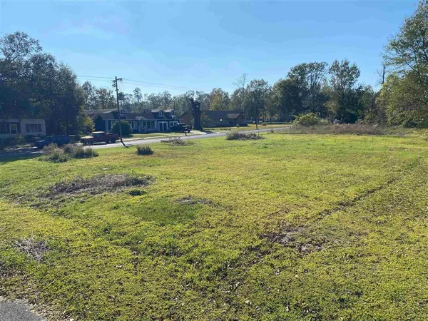 $38,000 | 506 Yoakum Avenue, Dequincy, LA 70633