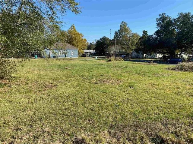 $38,000 | 506 Yoakum Avenue, Dequincy, LA 70633