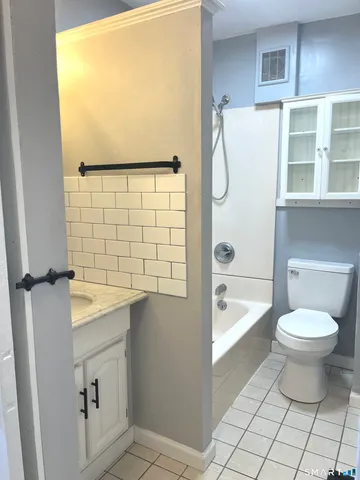 $1,950 | 78 Svea Avenue, Naugatuck, CT 06770