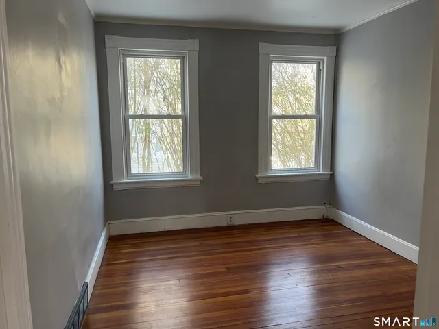 $1,950 | 78 Svea Avenue, Naugatuck, CT 06770