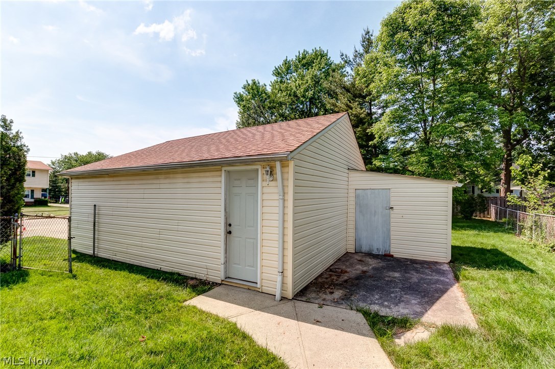 31001 Wellner Road Willowick, OH 44095 - Photo 26 of 29