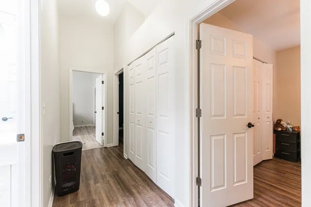 $399,900 | 4015 Peartree Drive, Lake In The Hills, IL 60156