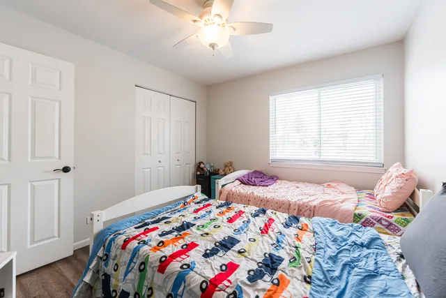 $399,900 | 4015 Peartree Drive, Lake In The Hills, IL 60156