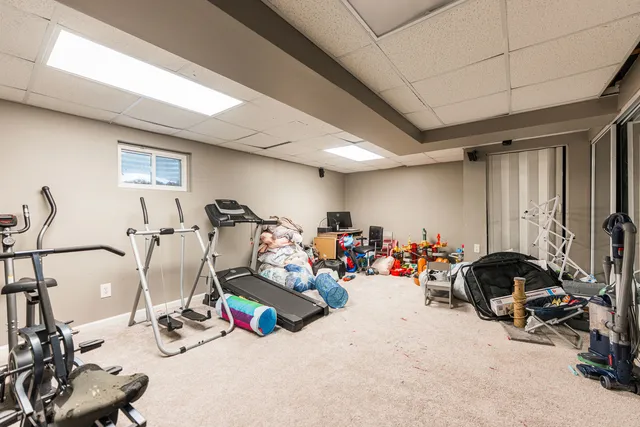 $399,900 | 4015 Peartree Drive, Lake In The Hills, IL 60156