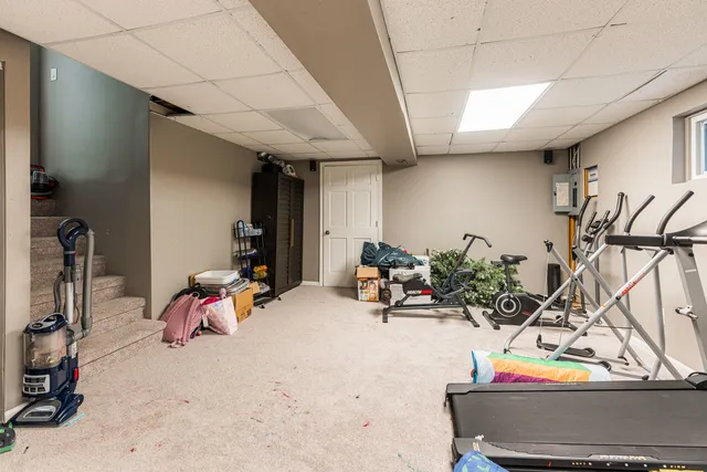 $399,900 | 4015 Peartree Drive, Lake In The Hills, IL 60156