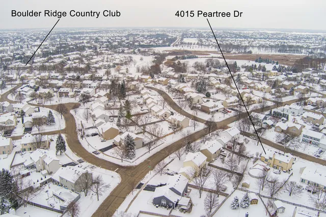 $399,900 | 4015 Peartree Drive, Lake In The Hills, IL 60156