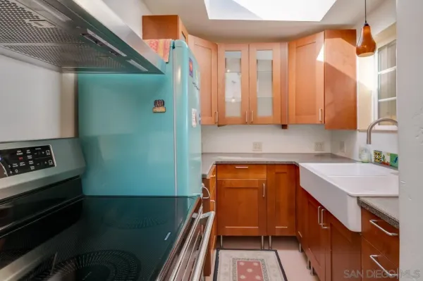 $2,150,000 | 1815 Mission Cliff Drive, San Diego, CA 92116