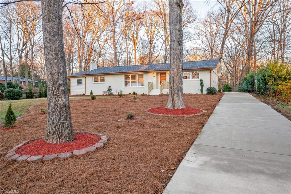 731 Quarterstaff Road Winston-Salem, NC 27104 - Photo 11 of 40