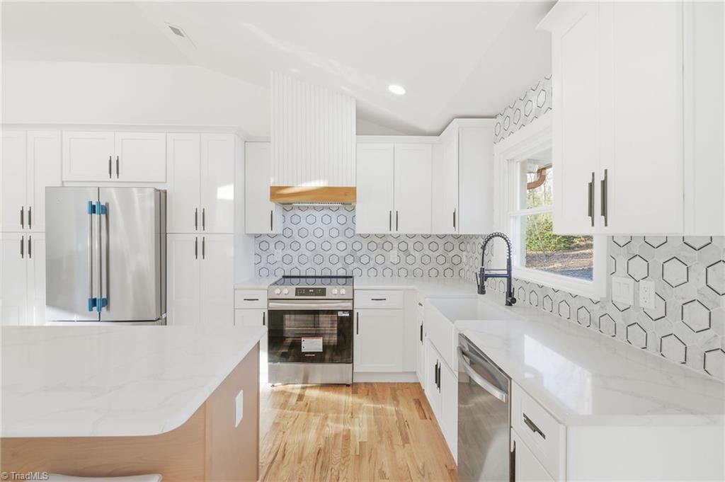 731 Quarterstaff Road Winston-Salem, NC 27104 - Photo 21 of 40