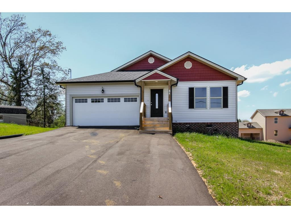 167 Bob Fitz Road Gray, TN 37615 - Photo 2 of 32 Photo 2