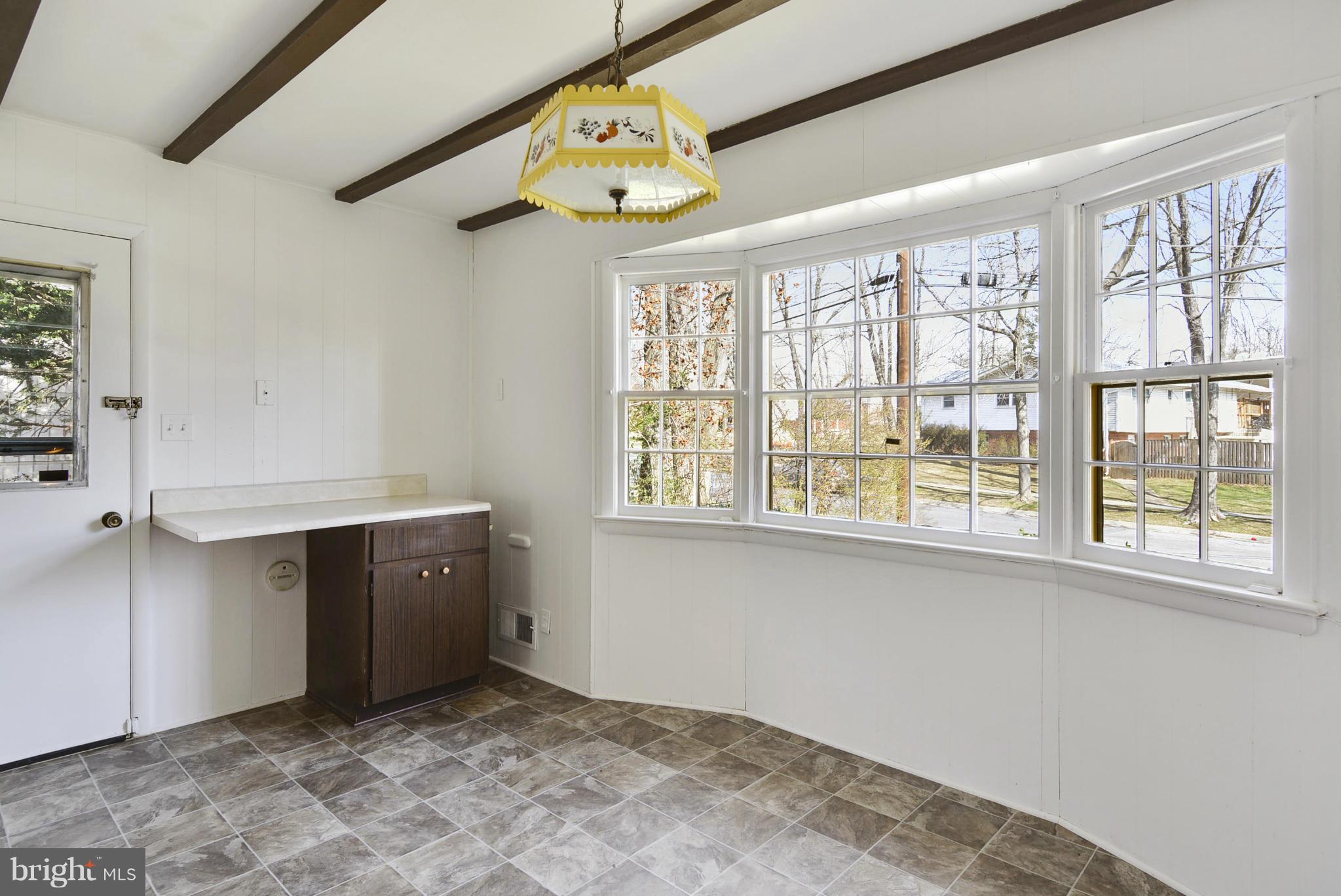 10802 Cavalier Drive Silver Spring, MD 20901 - Photo 13 of 30 Breakfast Area