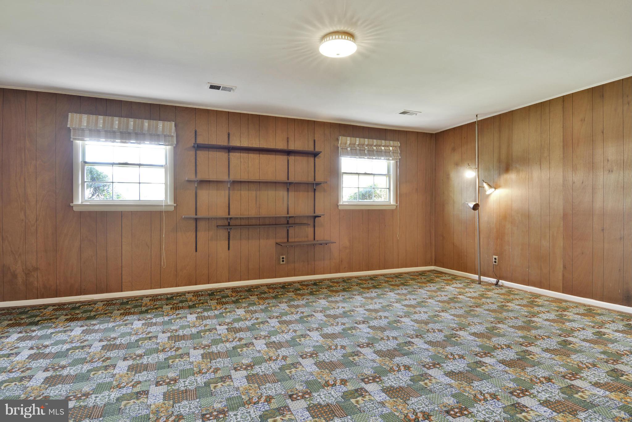 10802 Cavalier Drive Silver Spring, MD 20901 - Photo 21 of 30 Family Room