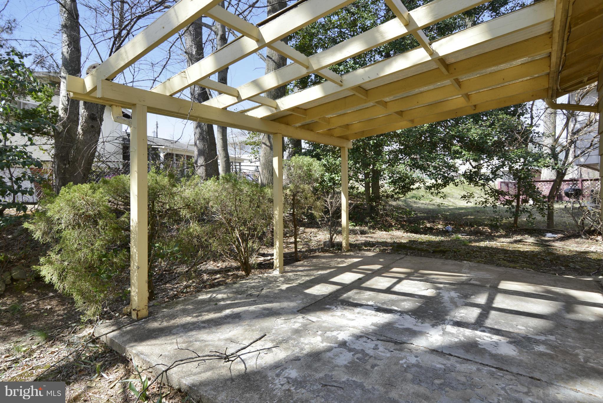 10802 Cavalier Drive Silver Spring, MD 20901 - Photo 27 of 30 Patio