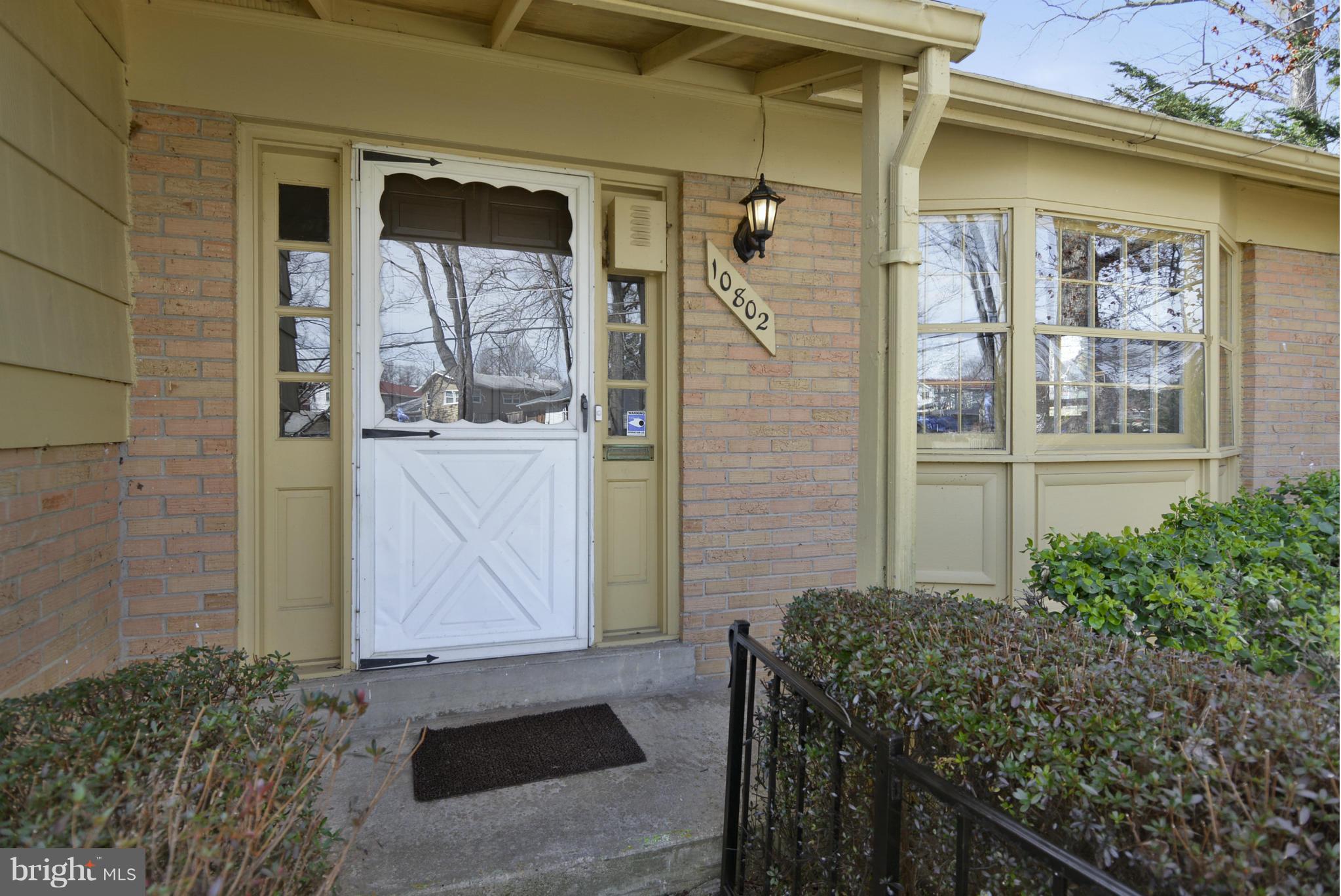 10802 Cavalier Drive Silver Spring, MD 20901 - Photo 5 of 30 Front Walk
